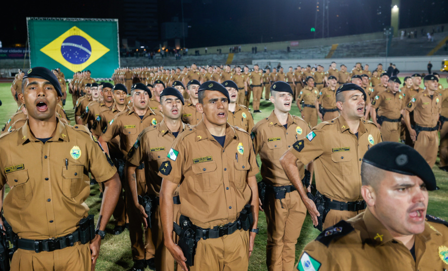 Governador Carlos Massa Ratinho Junior participa da cerimônia que marca a conclusão do treinamento dos novos policiais militares.