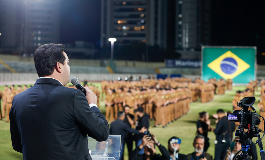 Governador Carlos Massa Ratinho Junior participa da cerimônia que marca a conclusão do treinamento dos novos policiais militares.