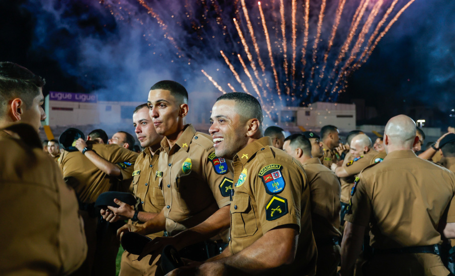 Governador Carlos Massa Ratinho Junior participa da cerimônia que marca a conclusão do treinamento dos novos policiais militares.