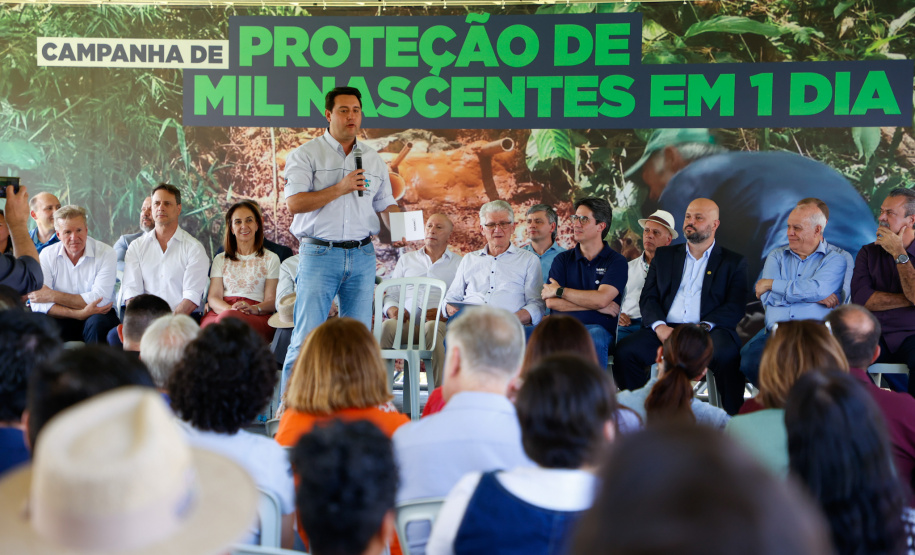 Governador da início à ação Mil Fontes, que vai proteger 1000 nascentes de água até o Dia da Árvore.