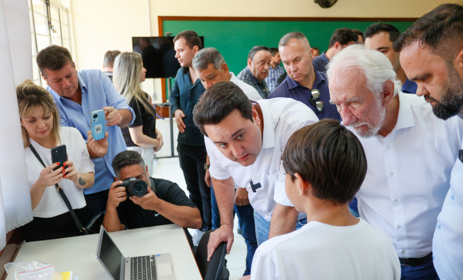 Governador entrega nova escola Maria Loiola Guimarães que tem capacidade para 900 alunos, em Ortigueira. Foto: Gabriel Rosa/AEN