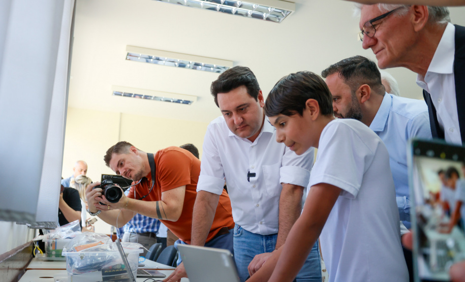 Governador entrega nova escola Maria Loiola Guimarães que tem capacidade para 900 alunos, em Ortigueira. Foto: Gabriel Rosa/AEN