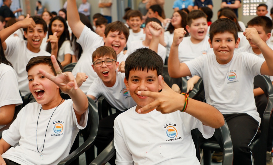 Governador entrega nova escola Maria Loiola Guimarães que tem capacidade para 900 alunos, em Ortigueira. Foto: Gabriel Rosa/AEN