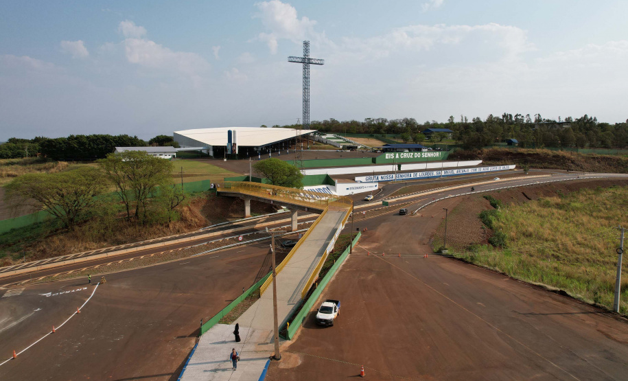 Governador inaugura novos acessos ao Santuário São Miguel Arcanjo, em Bandeirantes