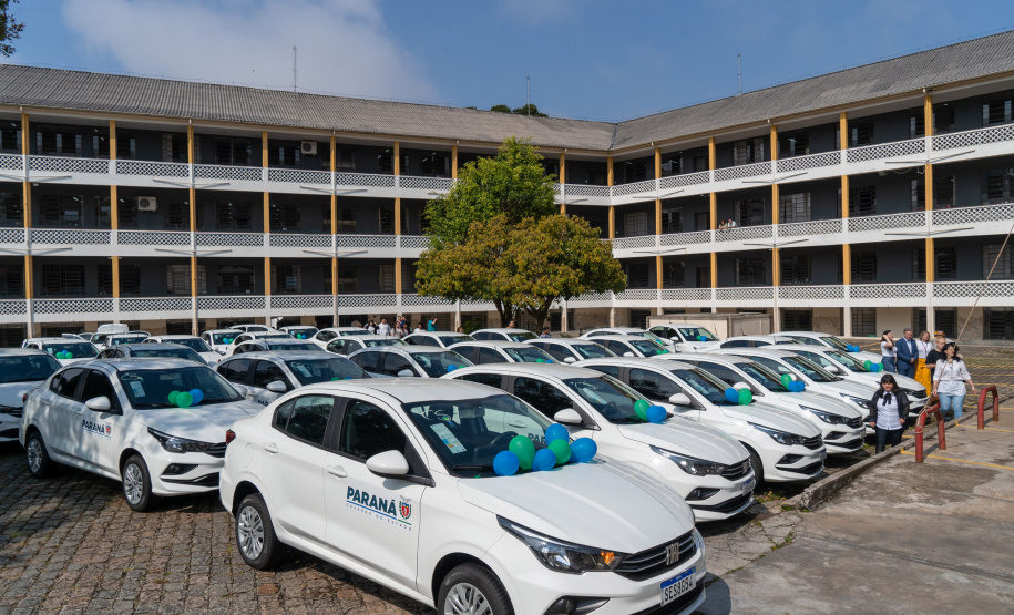 92 novos veículos vão reforçar o atendimento dos Núcleos Regionais de Educação