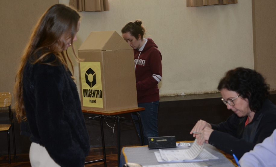 Consulta pública: Unicentro elege representantes para os próximos quatro anos