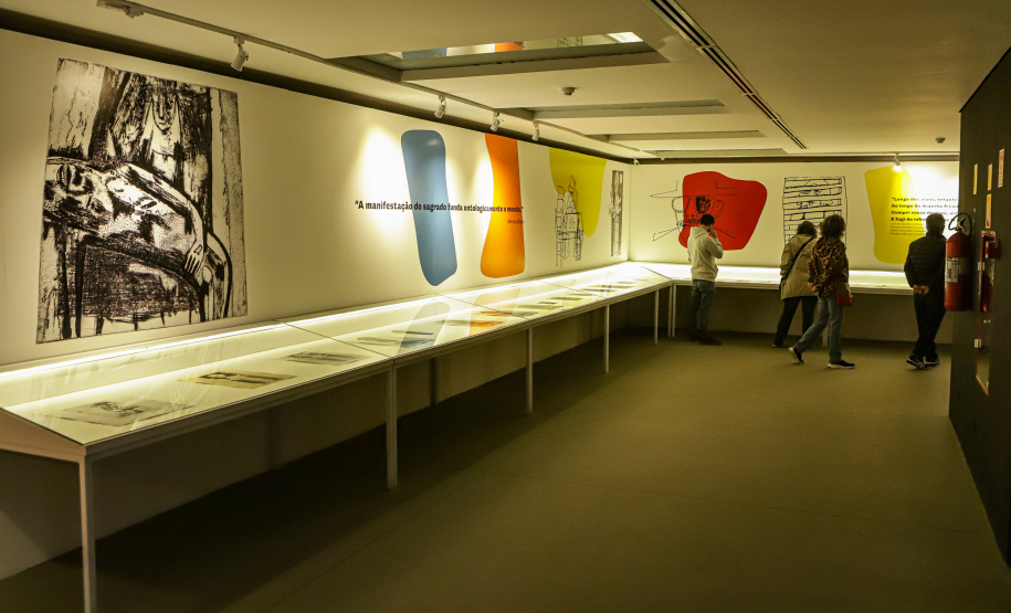 “Poty, entre Dois Mundos”