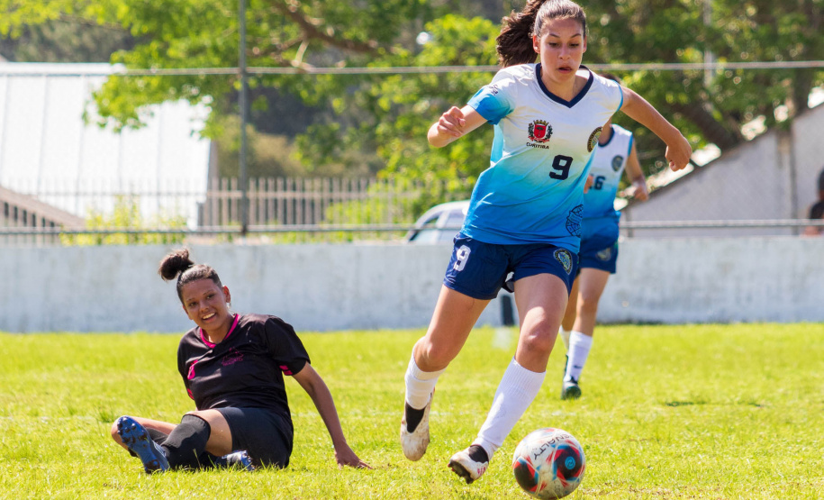 Encerrou no último fim de semana a Fase Macrorregional da 69ª edição dos Jogos Escolares do Paraná - Bom de Bola, nas cidades de Campina Grande do Sul, Rebouças, Planalto, Terra Roxa, Goioerê, Jardim Olinda, Jardim Alegre e Salto do Itararé. A etapa contou com 2.807 participantes, de 110 escolas paranaenses, representando 91 municípios