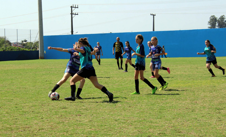 Encerrou no último fim de semana a Fase Macrorregional da 69ª edição dos Jogos Escolares do Paraná - Bom de Bola, nas cidades de Campina Grande do Sul, Rebouças, Planalto, Terra Roxa, Goioerê, Jardim Olinda, Jardim Alegre e Salto do Itararé. A etapa contou com 2.807 participantes, de 110 escolas paranaenses, representando 91 municípios