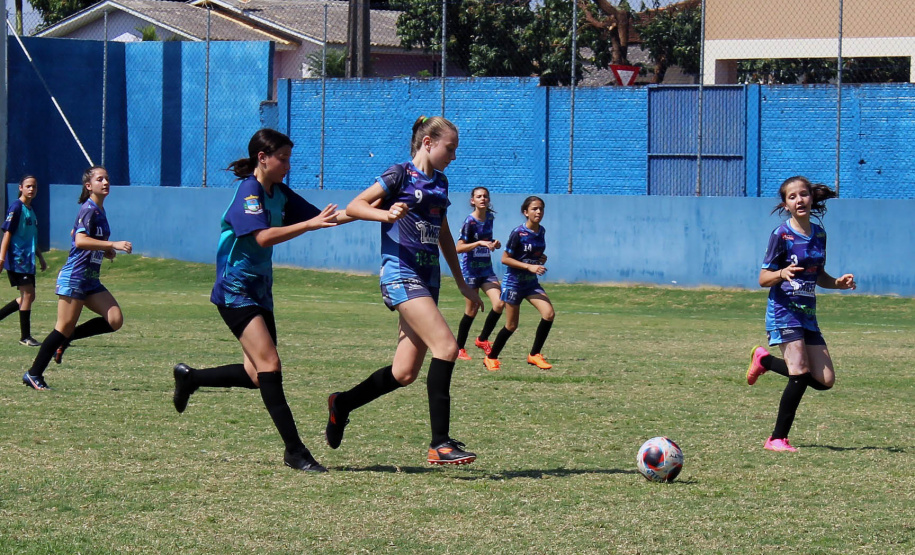 Encerrou no último fim de semana a Fase Macrorregional da 69ª edição dos Jogos Escolares do Paraná - Bom de Bola, nas cidades de Campina Grande do Sul, Rebouças, Planalto, Terra Roxa, Goioerê, Jardim Olinda, Jardim Alegre e Salto do Itararé. A etapa contou com 2.807 participantes, de 110 escolas paranaenses, representando 91 municípios