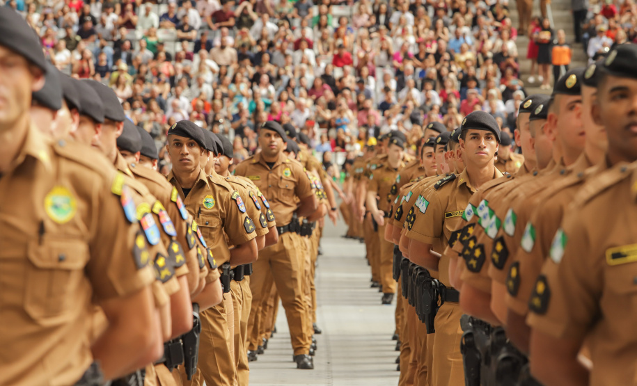 Curitiba, 12 de setembro de 2023 - O governador Carlos Massa Ratinho Jr. participa da formatura de soldados da Polícia Militar do Paraná na Ligga Arena.