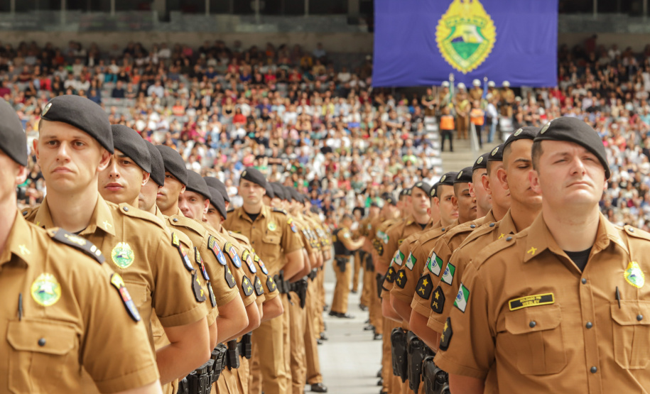 Curitiba, 12 de setembro de 2023 - O governador Carlos Massa Ratinho Jr. participa da formatura de soldados da Polícia Militar do Paraná na Ligga Arena.