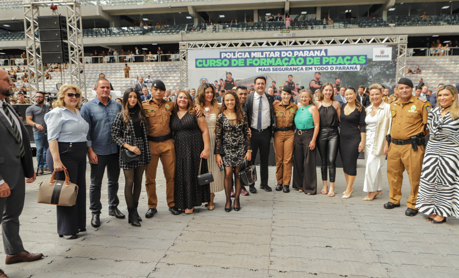 Curitiba, 12 de setembro de 2023 - O governador Carlos Massa Ratinho Jr. participa da formatura de soldados da Polícia Militar do Paraná na Ligga Arena.