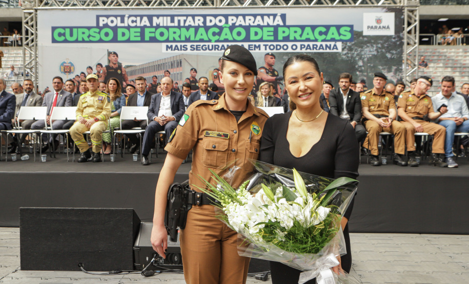 Curitiba, 12 de setembro de 2023 - O governador Carlos Massa Ratinho Jr. participa da formatura de soldados da Polícia Militar do Paraná na Ligga Arena.