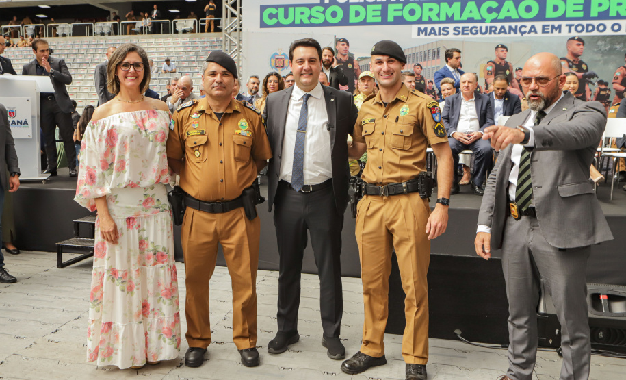Curitiba, 12 de setembro de 2023 - O governador Carlos Massa Ratinho Jr. participa da formatura de soldados da Polícia Militar do Paraná na Ligga Arena.