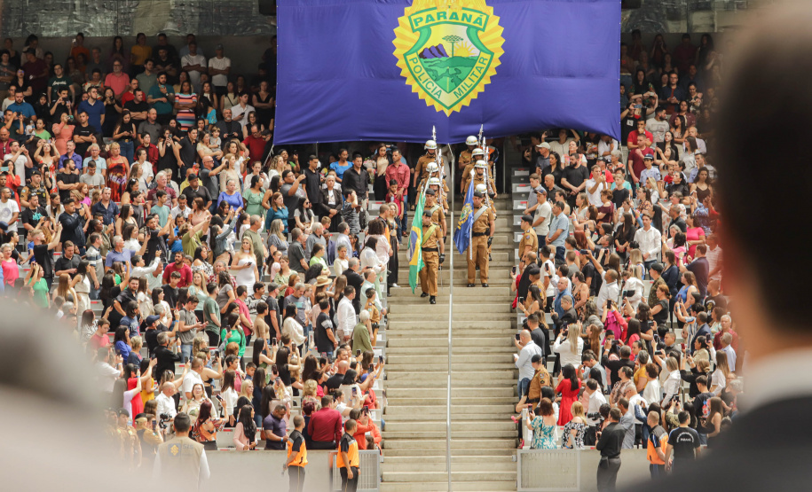 Curitiba, 12 de setembro de 2023 - O governador Carlos Massa Ratinho Jr. participa da formatura de soldados da Polícia Militar do Paraná na Ligga Arena.