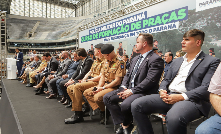 Curitiba, 12 de setembro de 2023 - O governador Carlos Massa Ratinho Jr. participa da formatura de soldados da Polícia Militar do Paraná na Ligga Arena.