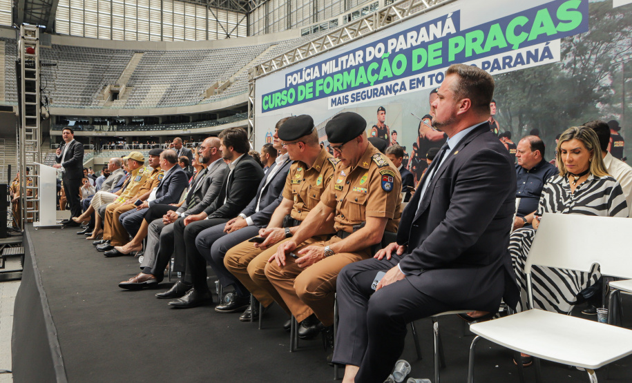 Curitiba, 12 de setembro de 2023 - O governador Carlos Massa Ratinho Jr. participa da formatura de soldados da Polícia Militar do Paraná na Ligga Arena.