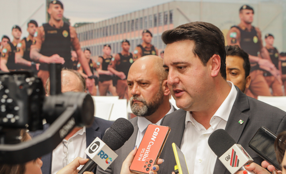 Curitiba, 12 de setembro de 2023 - O governador Carlos Massa Ratinho Jr. participa da formatura de soldados da Polícia Militar do Paraná na Ligga Arena.