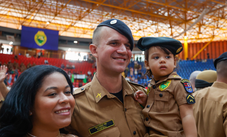 Governador Carlos Massa Ratinho Junior participa da cerimônia que marca a conclusão do treinamento dos novos policiais militares.