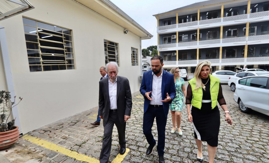 92 novos veículos vão reforçar o atendimento dos Núcleos Regionais de Educação