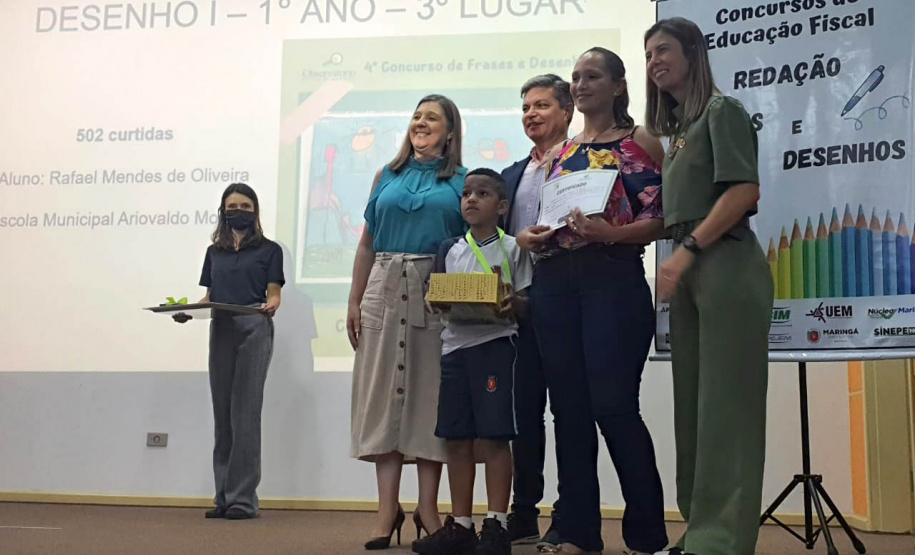 Concurso premia trabalhos sobre Educação Fiscal de estudantes e professores