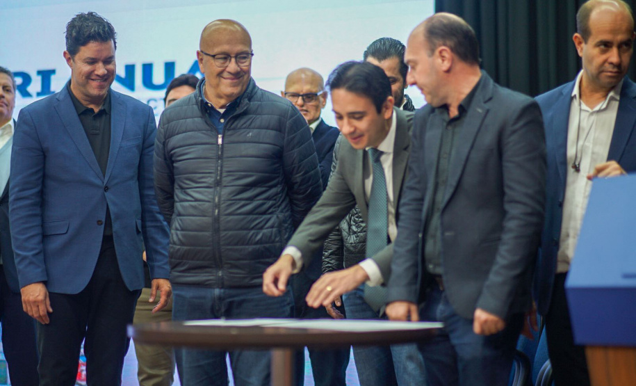 Governo do Estado realiza Audiência Pública sobre Plano Plurianual 2024-2027 em Foz do Iguaçu