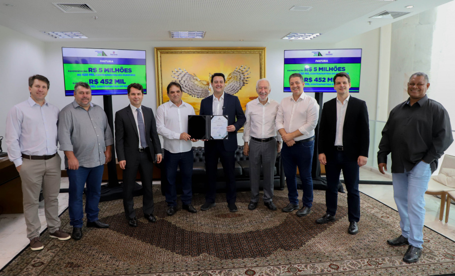 Governador Carlos Massa Ratinho Jr assina liberação de recursos para prefeituras do paraná/Projeto Asfalto Novo Vida Nova -