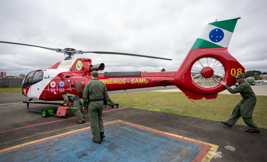 Ratinho Junior autoriza envio de aeronave para ajudar vítimas das chuvas no Rio Grande do Sul