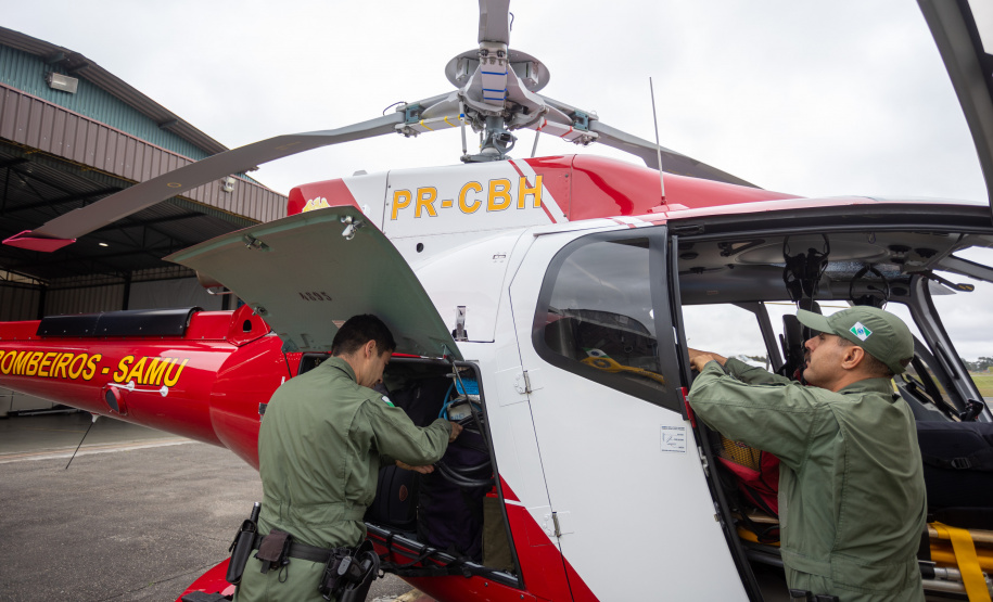 Ratinho Junior autoriza envio de aeronave para ajudar vítimas das chuvas no Rio Grande do Sul