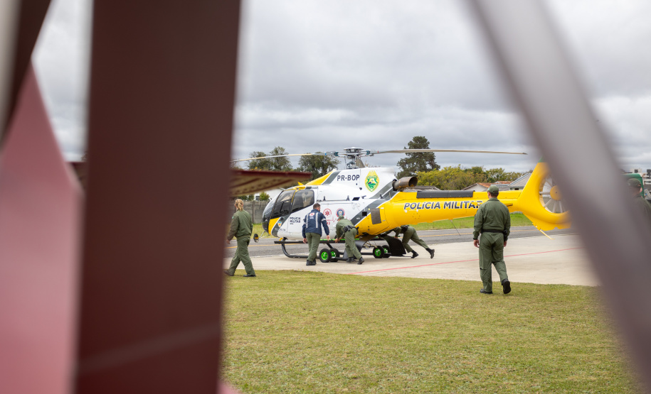 Ratinho Junior autoriza envio de aeronave para ajudar vítimas das chuvas no Rio Grande do Sul