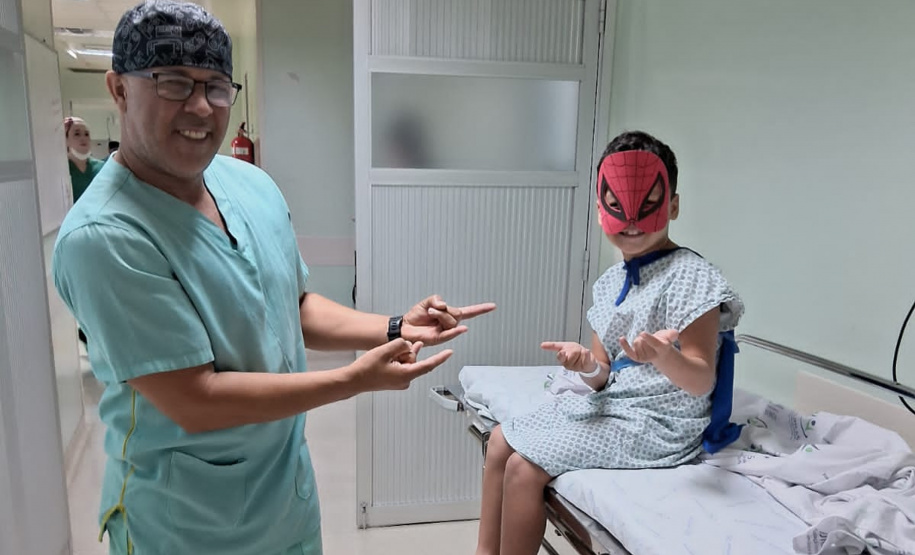 Mutirão realiza 22 cirurgias em crianças de Londrina e região