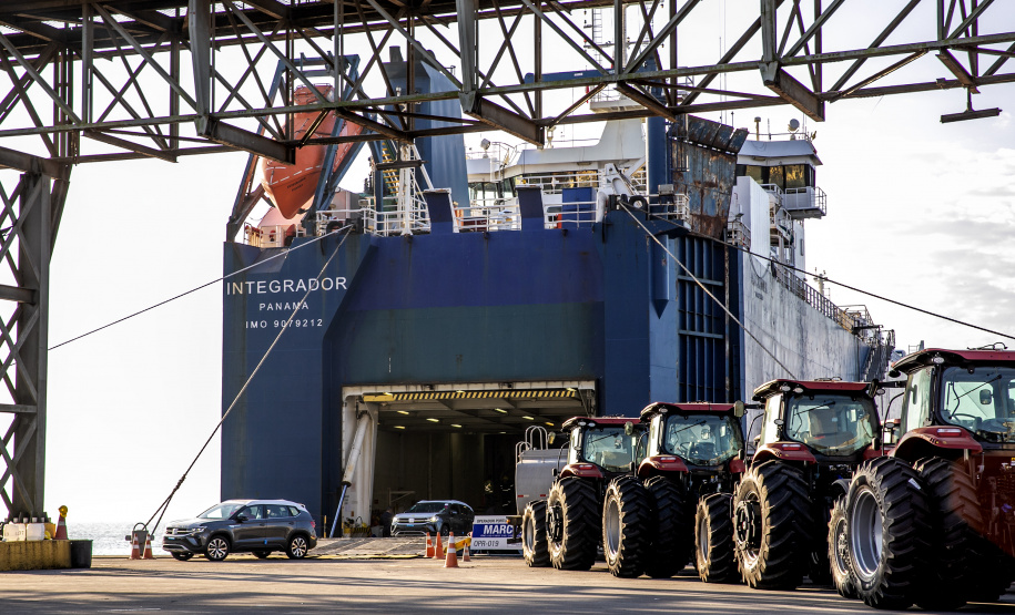 Portos do Paraná movimentam 6% a mais de cargas no acumulado do ano