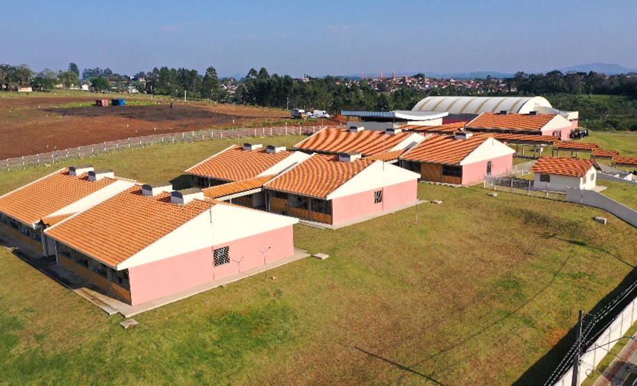 Governador entrega nova escola Maria Loiola Guimarães que tem capacidade para 900 alunos, em Ortigueira. Foto: Gabriel Rosa/AEN