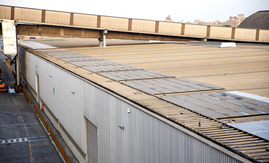 Painéis fotovoltaicos marcam sustentabilidade no Porto de Paranaguá