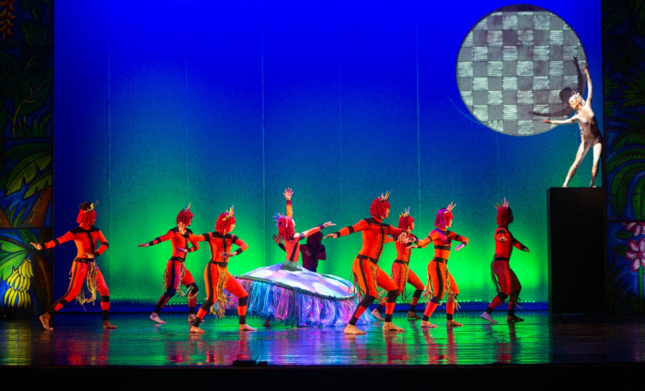 Balé Teatro Guaíra faz apresentações gratuitas do espetáculo Lendas Brasileiras em Cascavel