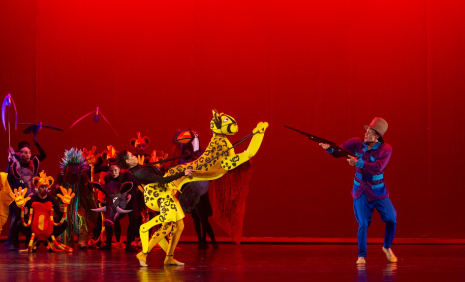Balé Teatro Guaíra faz apresentações gratuitas do espetáculo Lendas Brasileiras em Cascavel