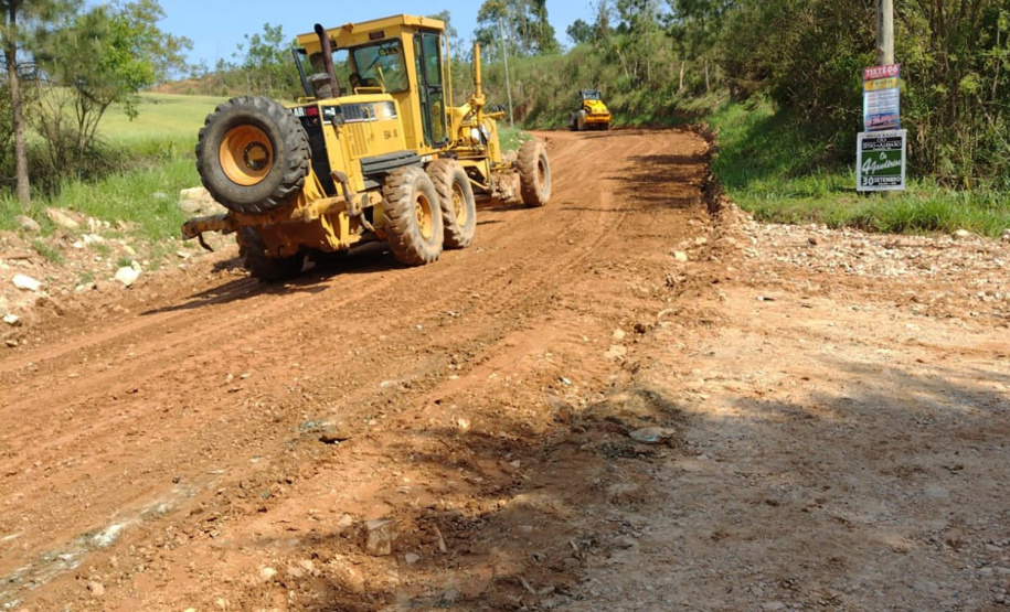 PR-511 Conservação de estrada rural atende distrito em Contenda