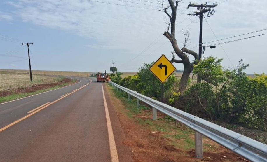 Rodovia entre Doutor Camargo e Floresta tem obras de segurança viária e recuperação de erosão