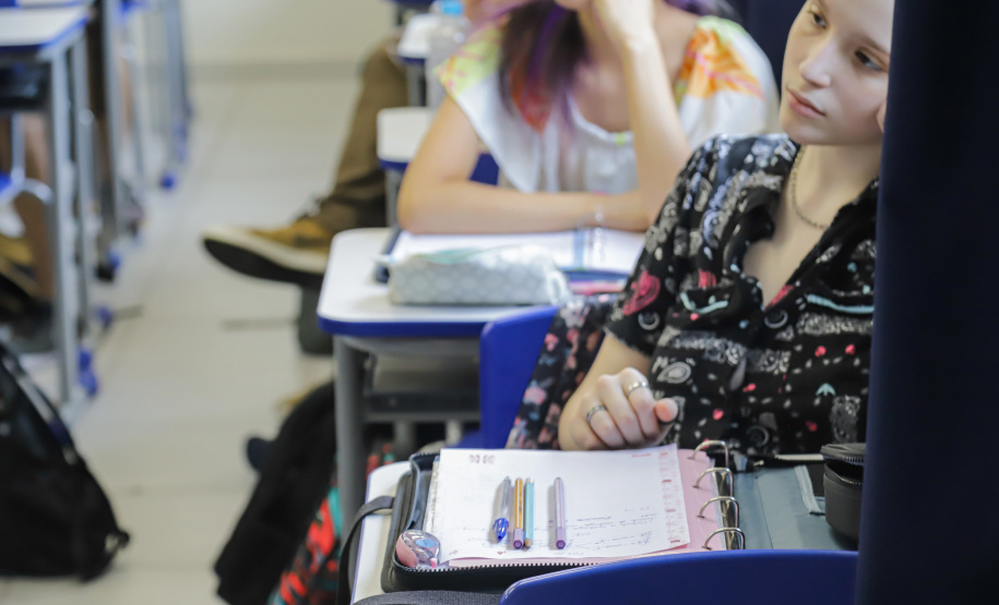 Universidades estaduais fazem teste seletivo e concurso público para 223 vagas