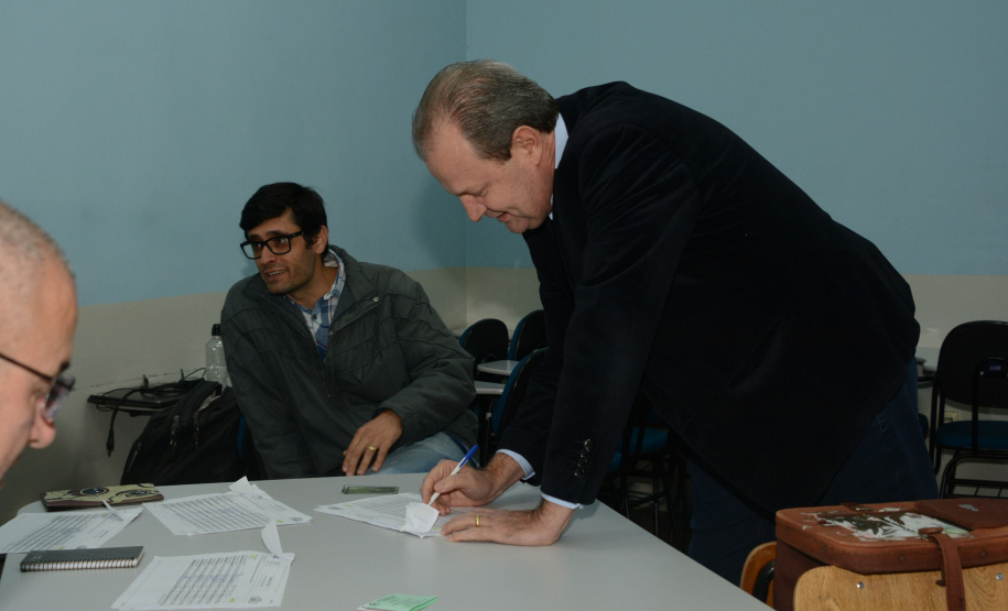 Consulta pública: Unicentro elege representantes para os próximos quatro anos