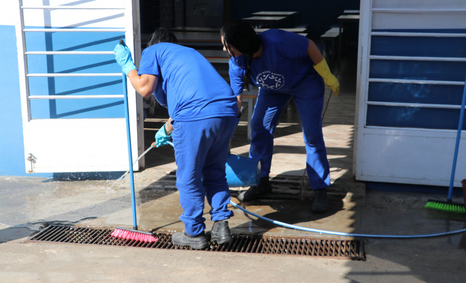 Programa Mãos Amigas conta com equipe feminina para atendimento a colégios da rede estadual em Curitiba