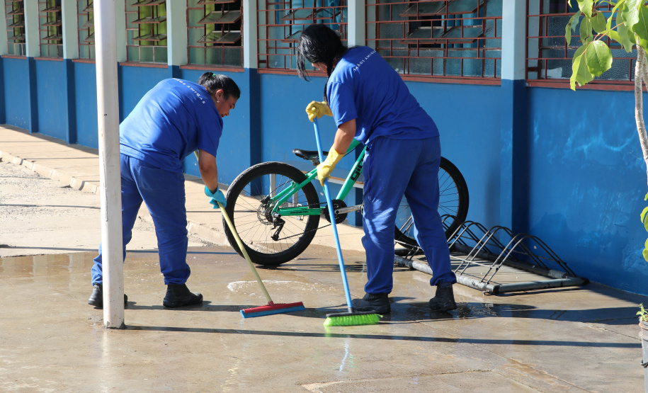 Programa Mãos Amigas conta com equipe feminina para atendimento a colégios da rede estadual em Curitiba