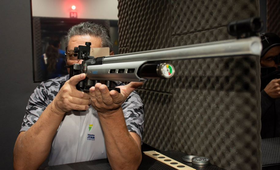 Paratletas militares de tiro esportivo de ar treinam na Base SO E Lo ndrina e participam de Campeonato Brasileiro