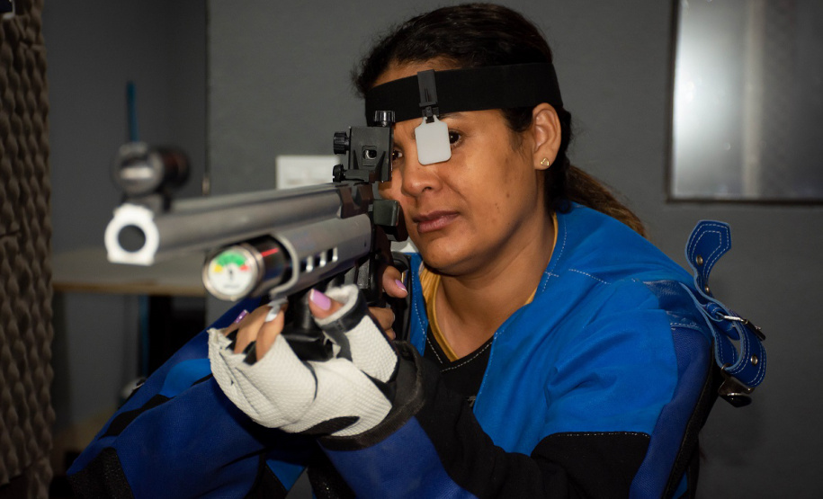 Paratletas militares de tiro esportivo de ar treinam na Base SO E Lo ndrina e participam de Campeonato Brasileiro
