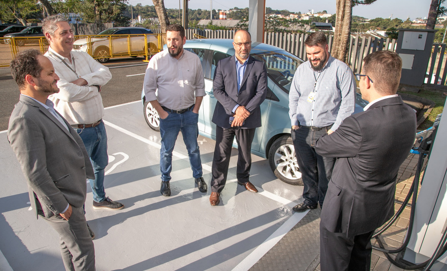 Aneel faz visita técnica especial para conhecer medidores inteligentes da Copel