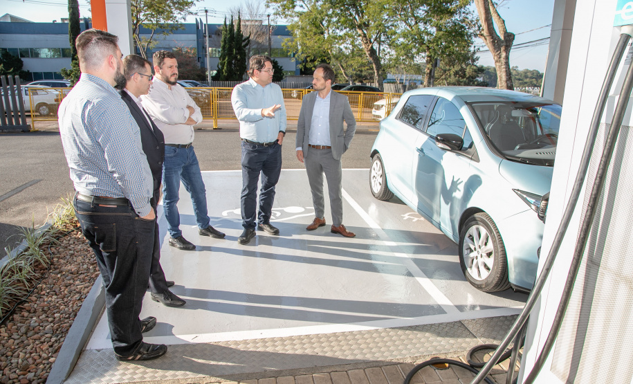 Aneel faz visita técnica especial para conhecer medidores inteligentes da Copel