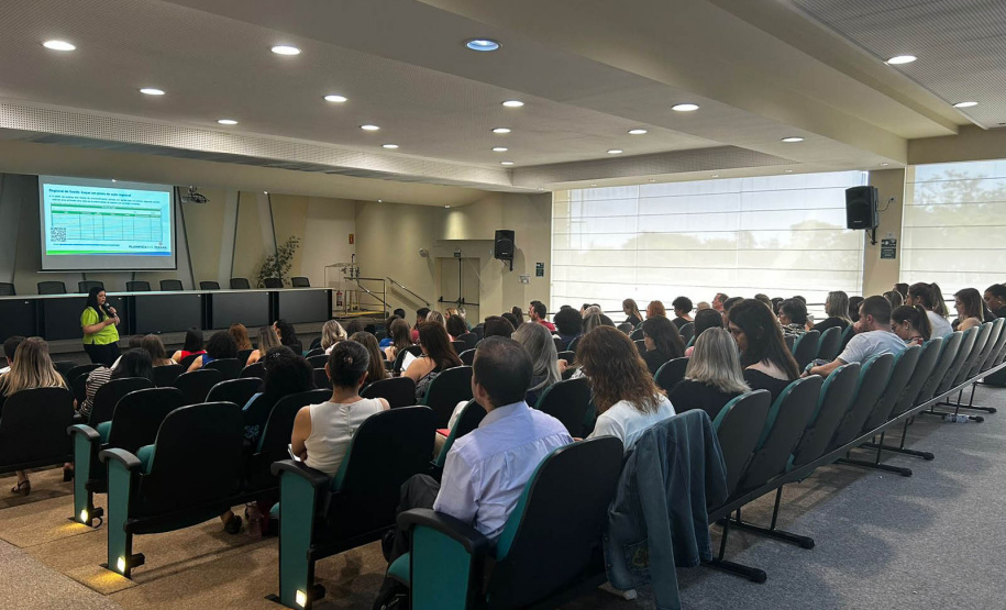 PlanificaSUS em Maringá discute o cuidado e o acesso aos serviços de saúde em todo Paraná