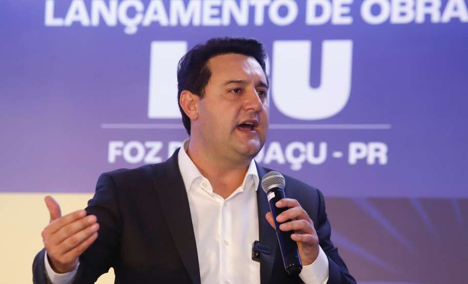 O governador Carlos Massa Ratinho Junior participou nesta terça-feira (19) do evento de início das obras de ampliação do Aeroporto Internacional de Foz do Iguaçu – Cataratas, no Oeste
