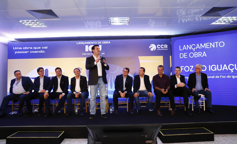 O governador Carlos Massa Ratinho Junior participou nesta terça-feira (19) do evento de início das obras de ampliação do Aeroporto Internacional de Foz do Iguaçu – Cataratas, no Oeste